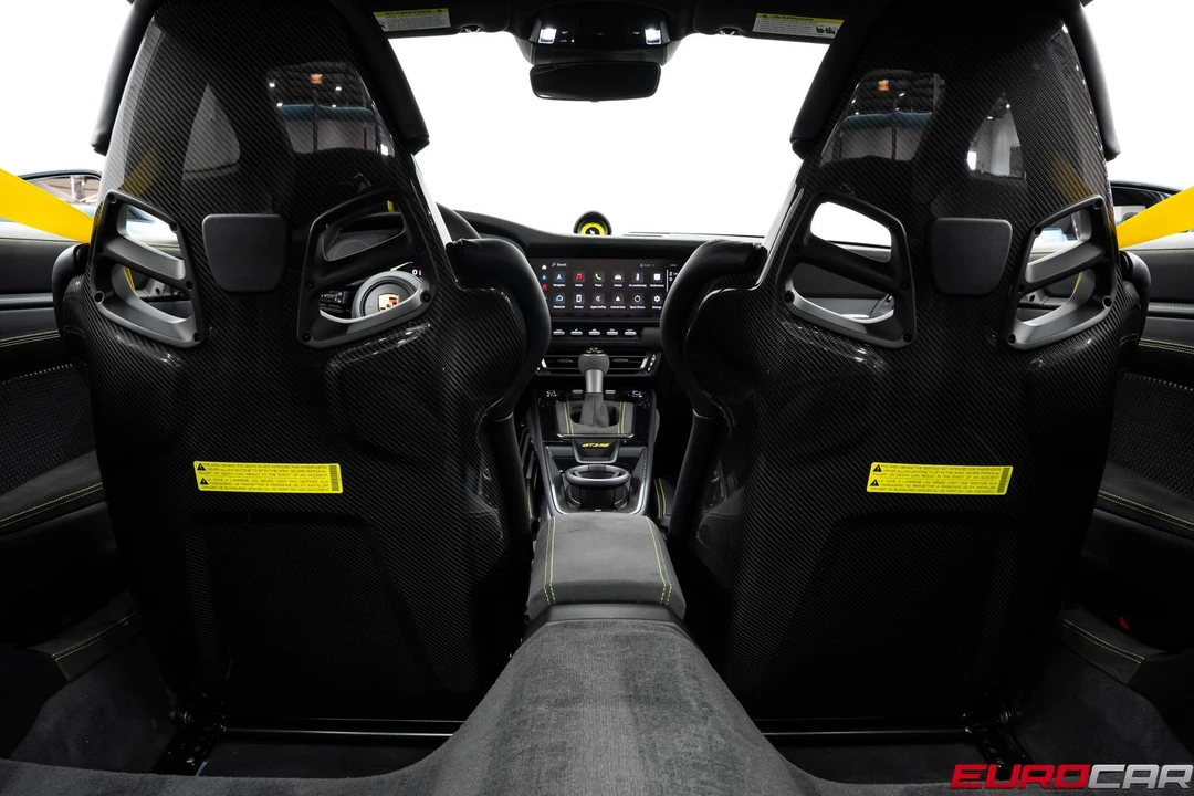 2025 Porsche 992 GT3 RS - Image 29 of 31