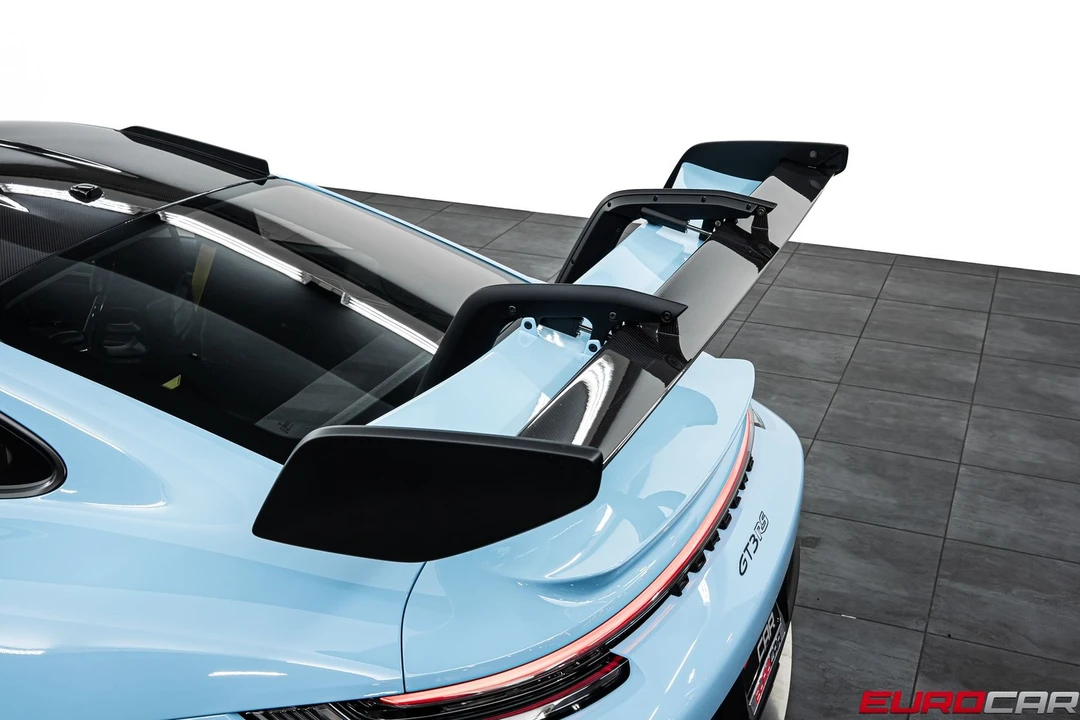 2025 Porsche 992 GT3 RS - Image 21 of 31