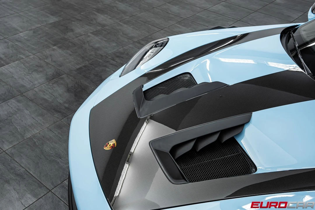 2025 Porsche 992 GT3 RS - Image 9 of 31