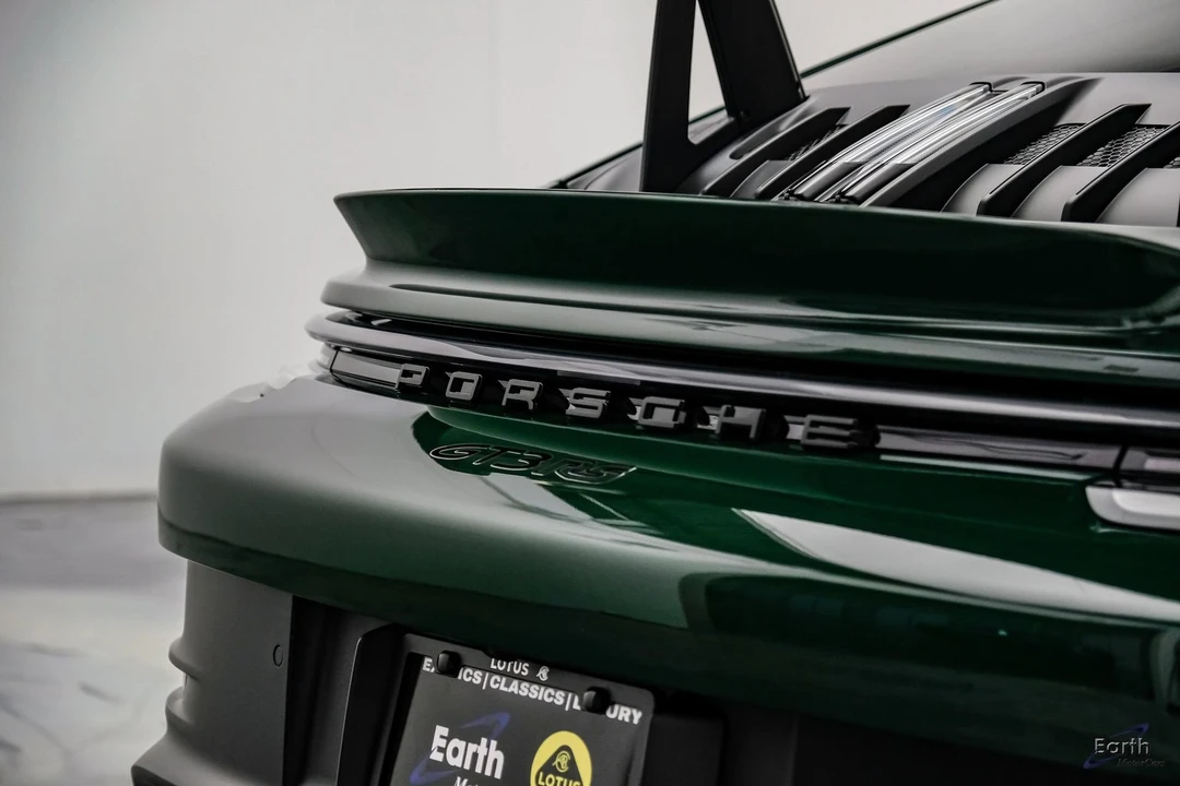 2025 Porsche 992 GT3 RS - Image 19 of 31