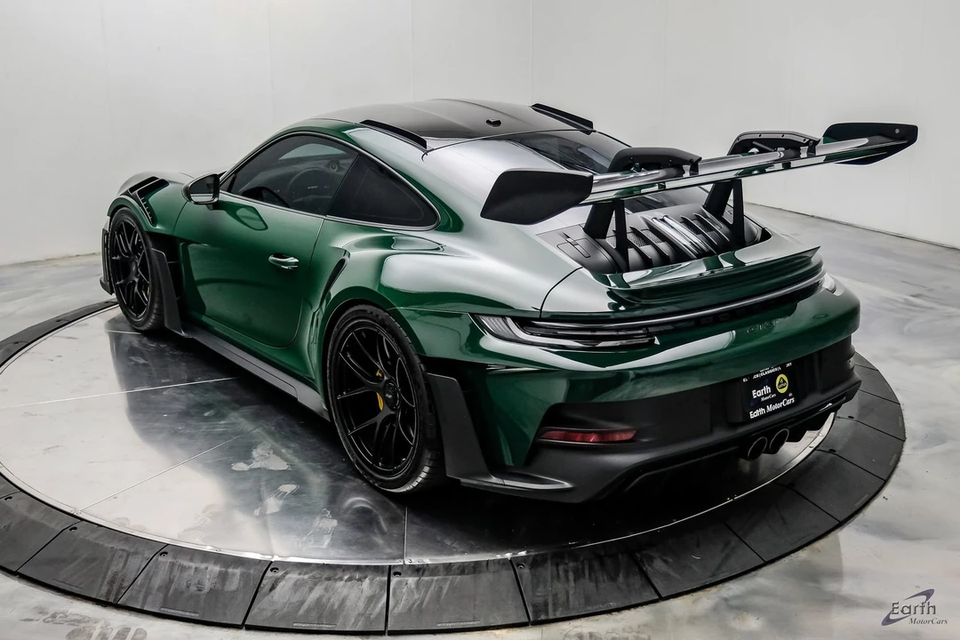 2025 Porsche 992 GT3 RS - Image 12 of 31