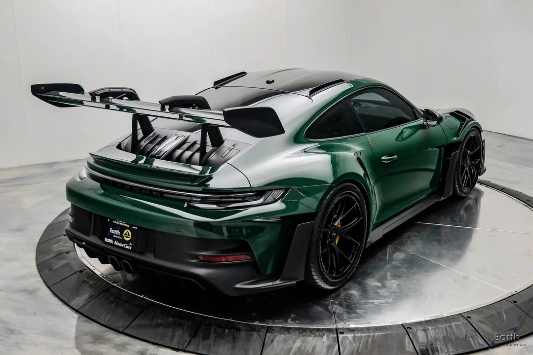 2025 Porsche 992 GT3 RS - Image 24 of 31