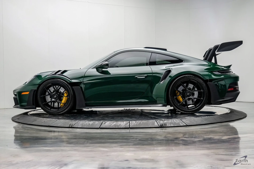 2025 Porsche 992 GT3 RS - Image 8 of 31