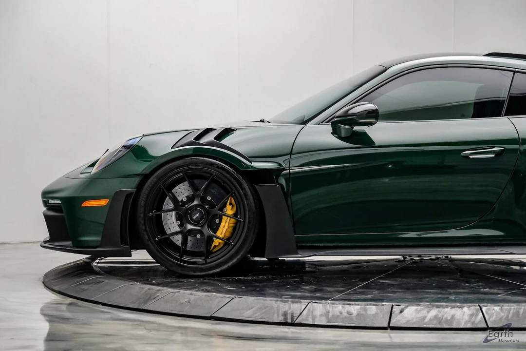2025 Porsche 992 GT3 RS - Image 10 of 31