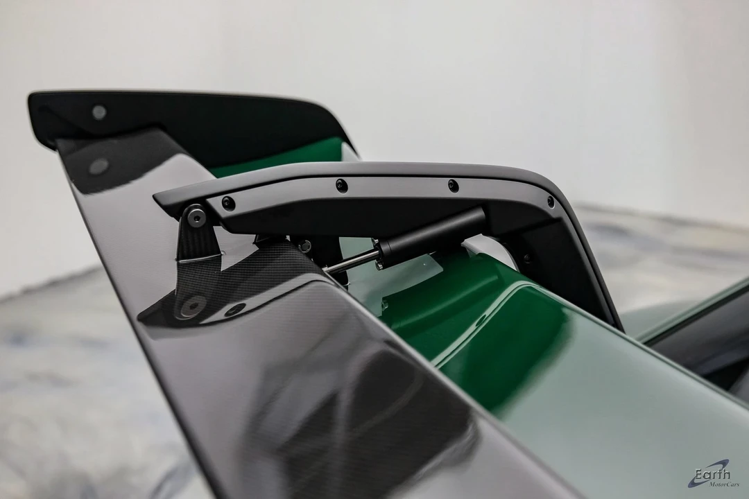 2025 Porsche 992 GT3 RS - Image 21 of 31