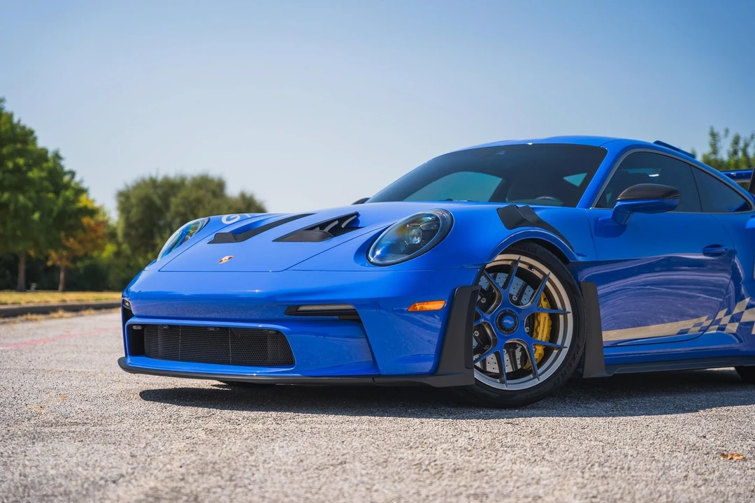 2025 Porsche 992 GT3 RS - Image 4 of 31