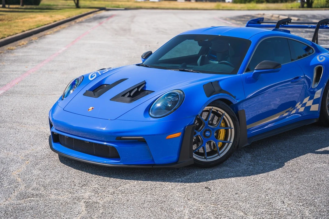 2025 Porsche 992 GT3 RS - Image 3 of 31