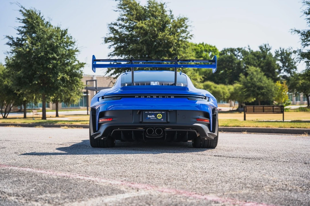 2025 Porsche 992 GT3 RS - Image 11 of 31