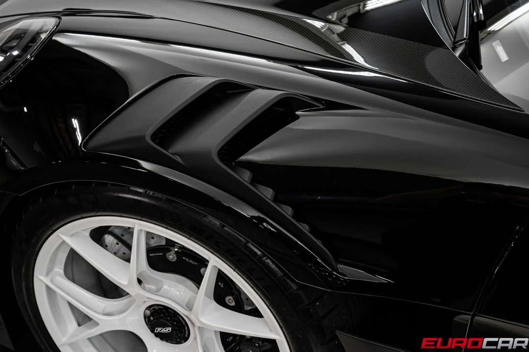 2025 Porsche 992 GT3 RS - Image 15 of 31