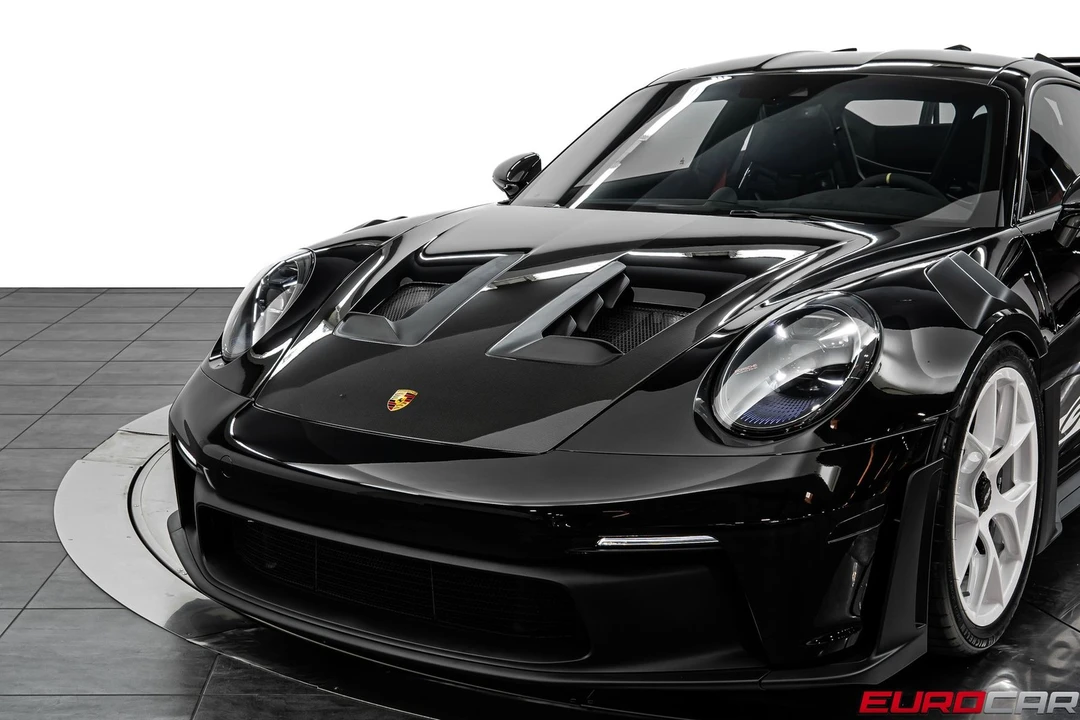 2025 Porsche 992 GT3 RS - Image 13 of 31