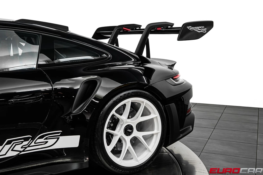 2025 Porsche 992 GT3 RS - Image 19 of 31