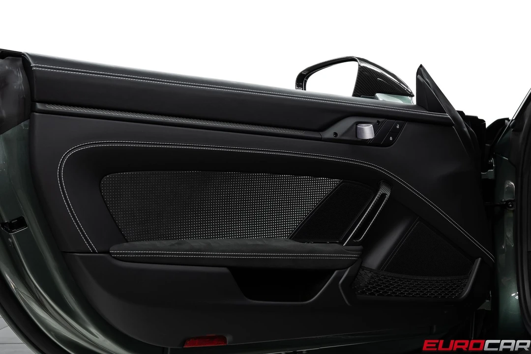 2025 Porsche 992 GT3 RS - Image 25 of 31