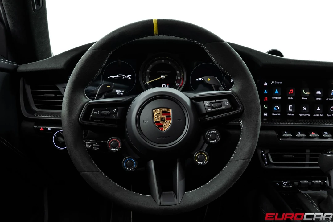 2025 Porsche 992 GT3 RS - Image 30 of 31