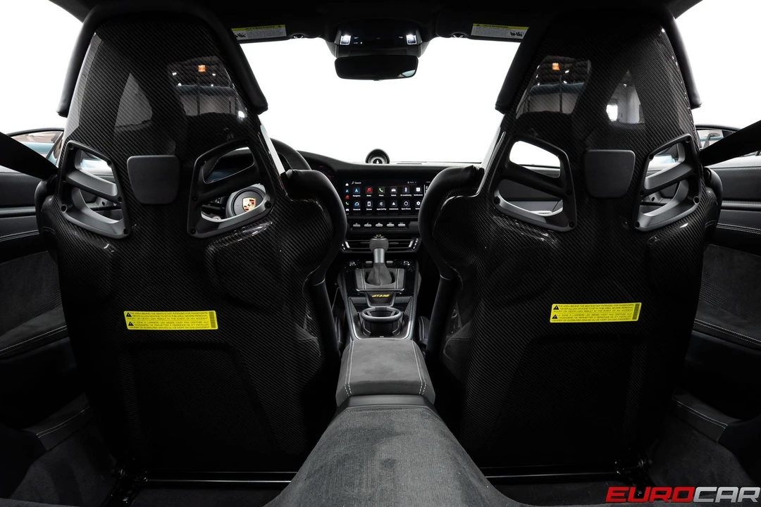 2025 Porsche 992 GT3 RS - Image 29 of 31