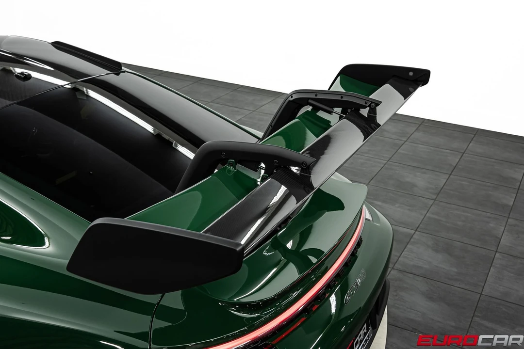 2025 Porsche 992 GT3 RS - Image 21 of 31