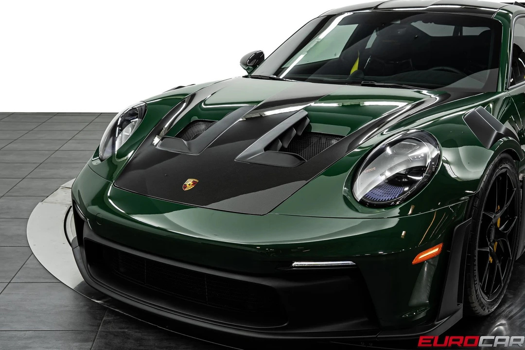 2025 Porsche 992 GT3 RS - Image 13 of 31