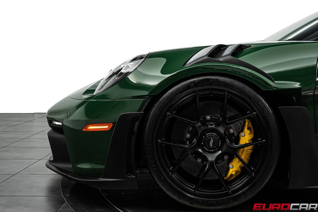 2025 Porsche 992 GT3 RS - Image 14 of 31