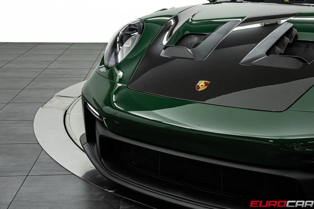 2025 Porsche 992 GT3 RS - Image 11 of 31