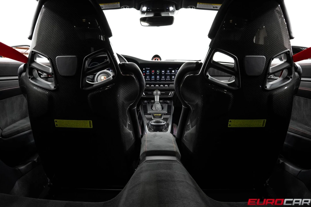 2025 Porsche 992 GT3 RS - Image 29 of 31
