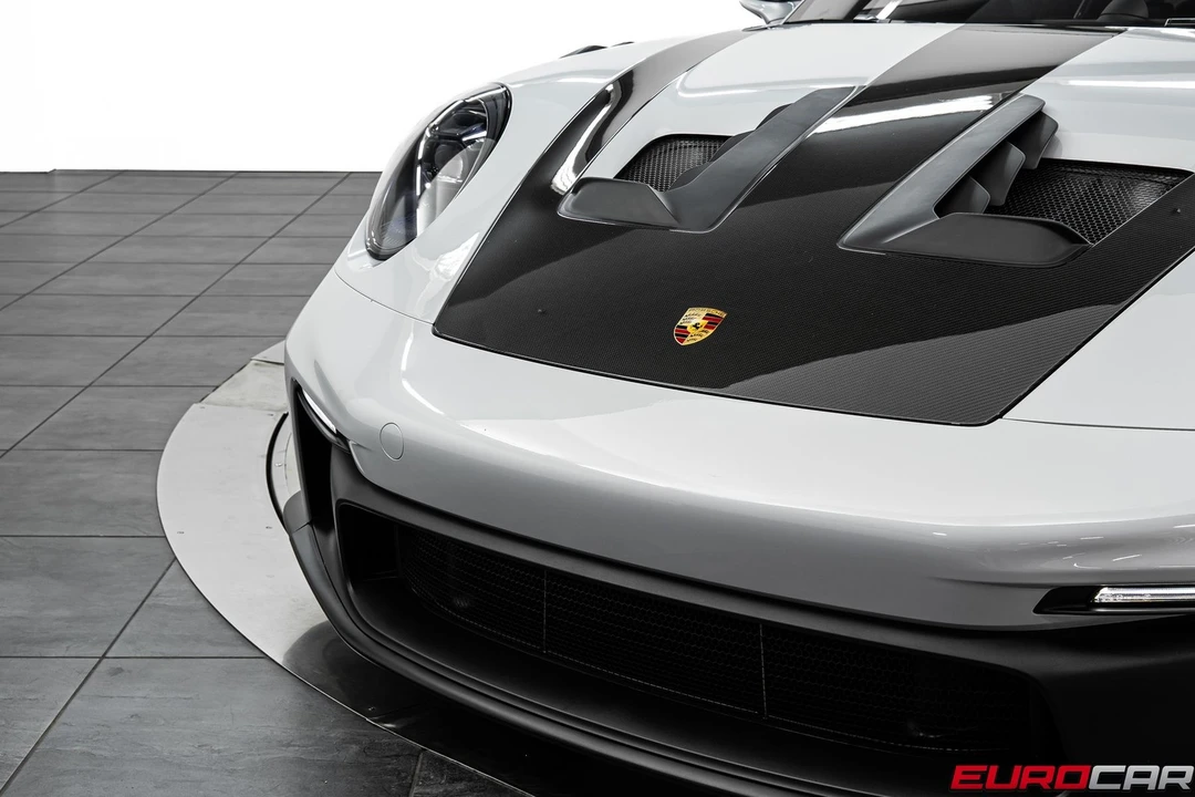 2025 Porsche 992 GT3 RS - Image 12 of 31