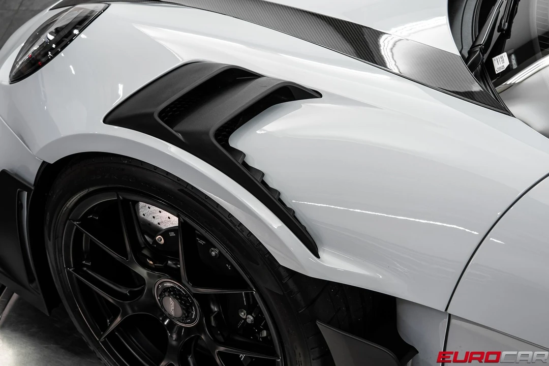 2025 Porsche 992 GT3 RS - Image 15 of 31