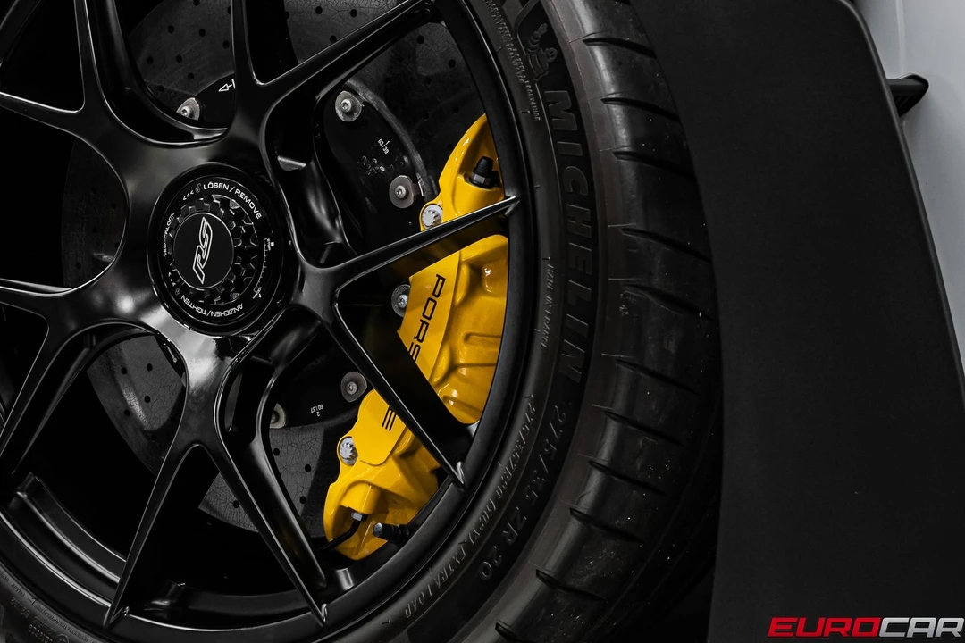 2025 Porsche 992 GT3 RS - Image 25 of 31