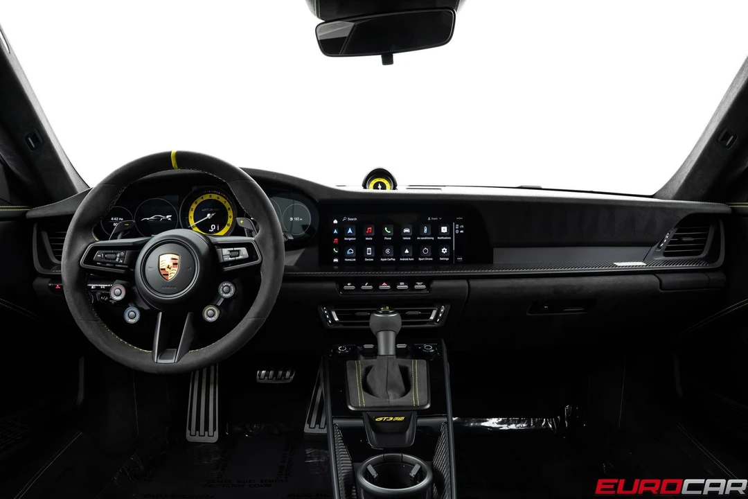 2025 Porsche 992 GT3 RS - Image 29 of 31