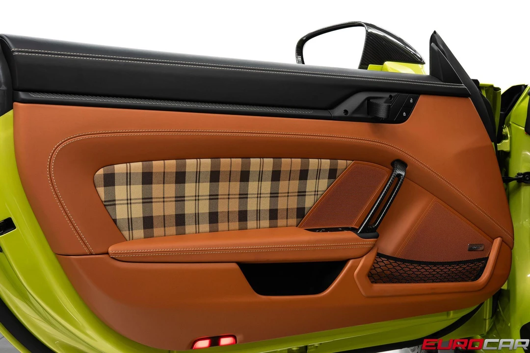 2025 Porsche 992 GT3 RS - Image 29 of 31