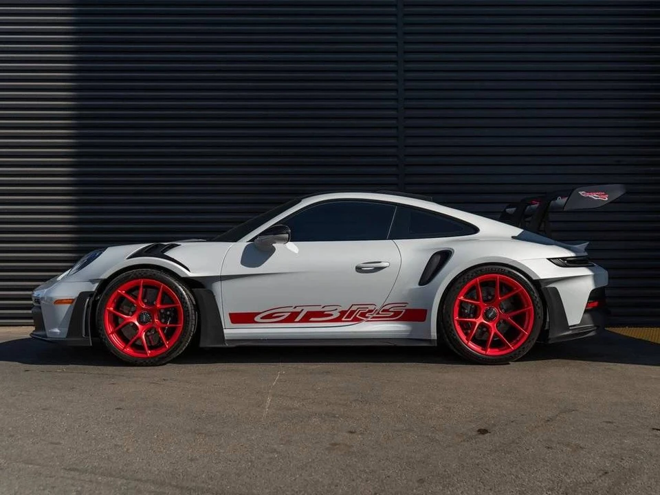 2025 Porsche 992 GT3 RS - Image 2 of 4