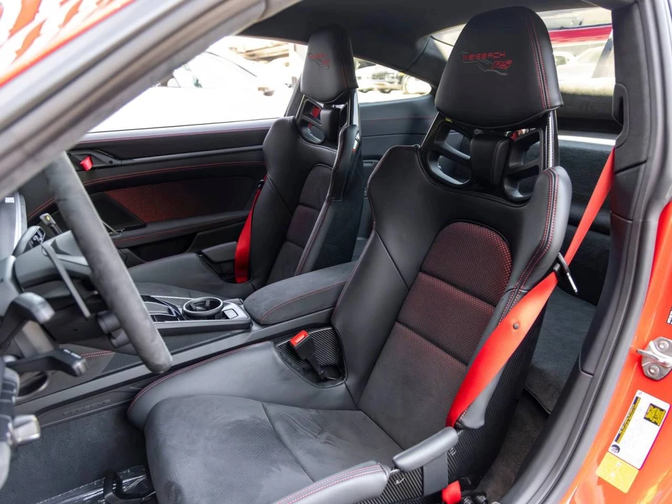 2025 Porsche 992 GT3 RS - Image 5 of 5