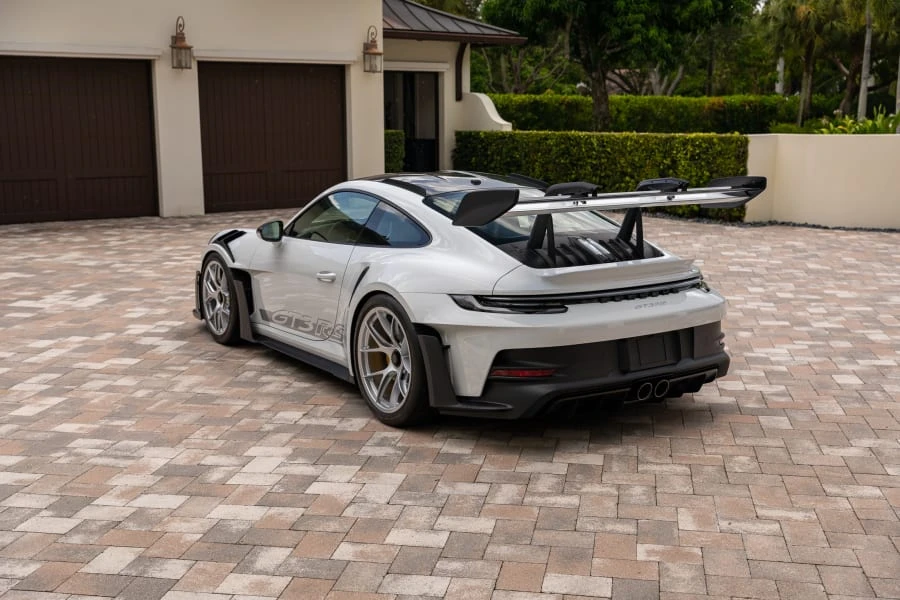 2025 Porsche 992 GT3 RS - Image 11 of 31