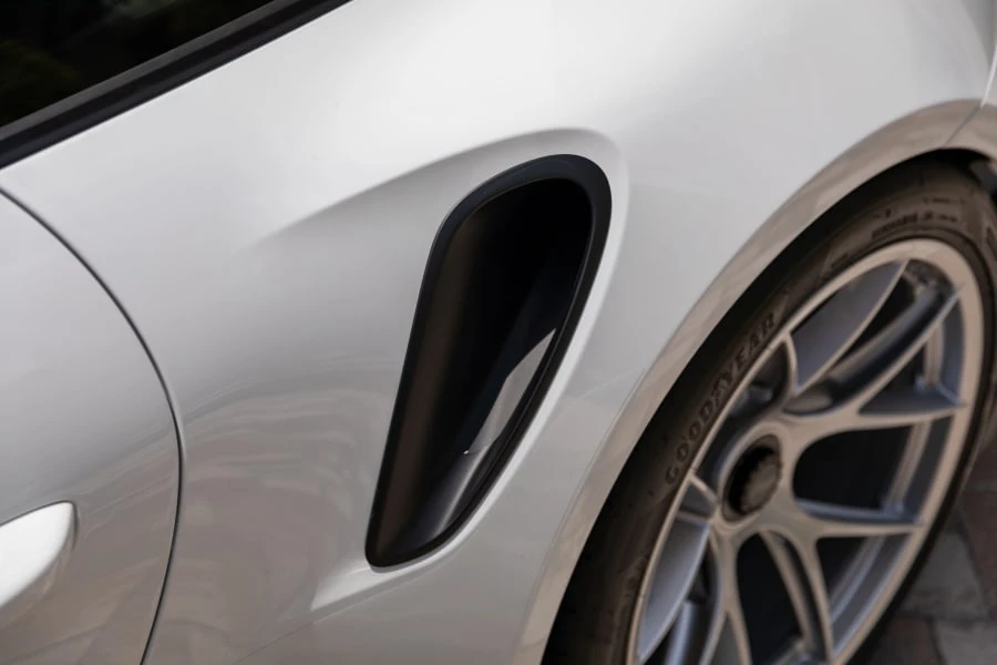 2025 Porsche 992 GT3 RS - Image 16 of 31