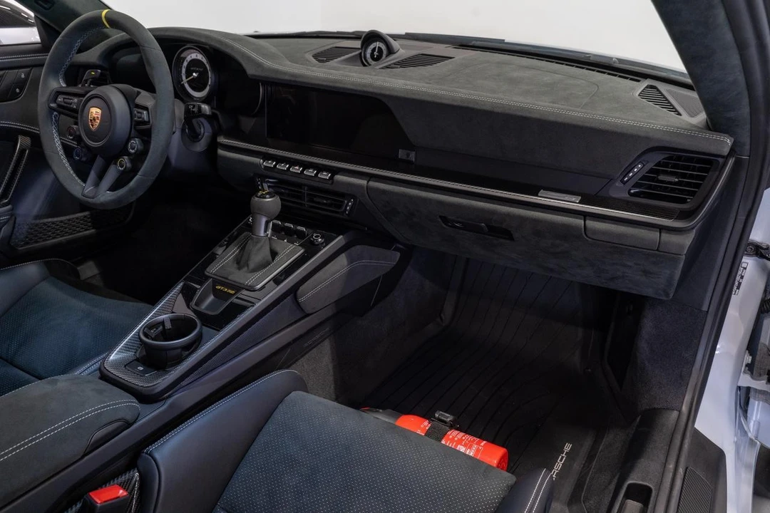 2025 Porsche 992 GT3 RS - Image 8 of 21