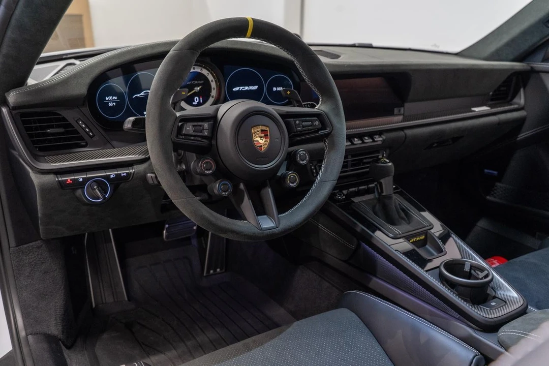 2025 Porsche 992 GT3 RS - Image 2 of 21
