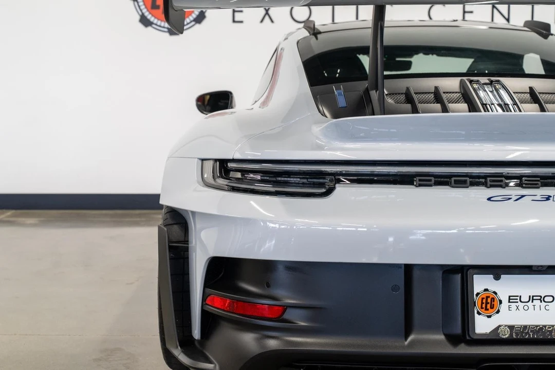 2025 Porsche 992 GT3 RS - Image 13 of 21