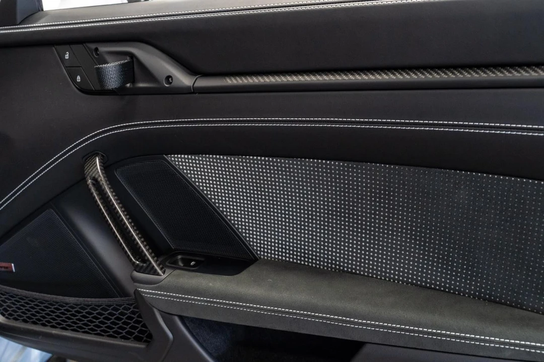 2025 Porsche 992 GT3 RS - Image 10 of 21
