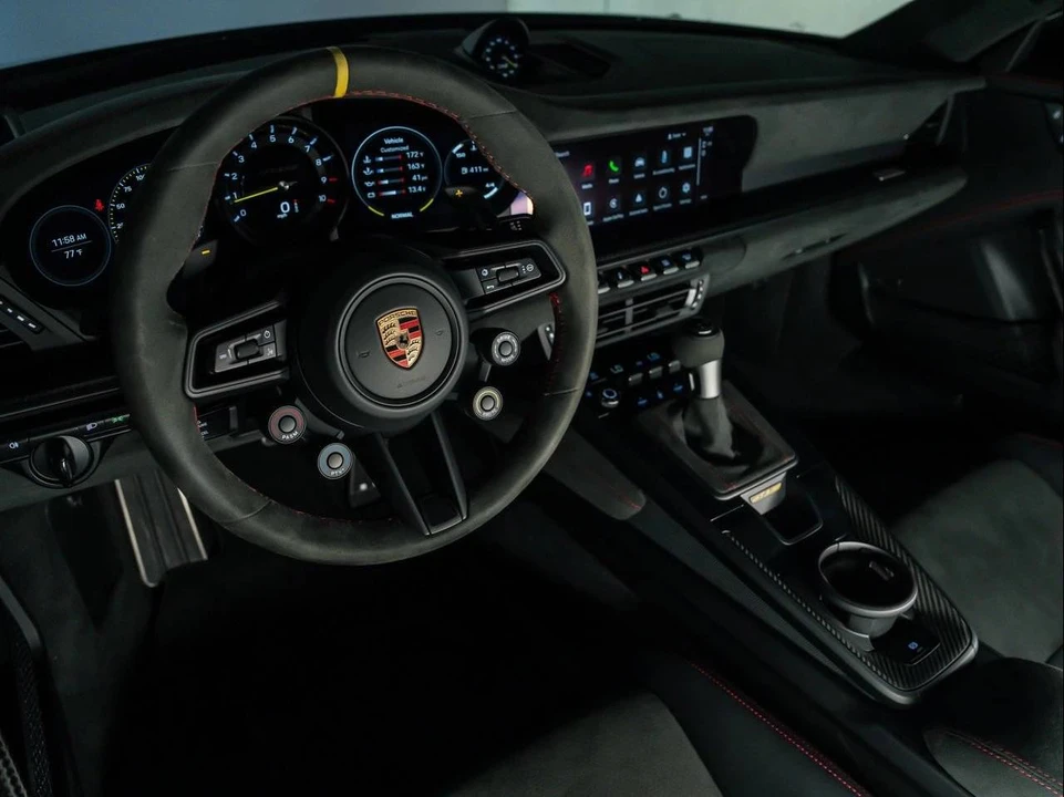 2025 Porsche 992 GT3 RS - Image 4 of 5