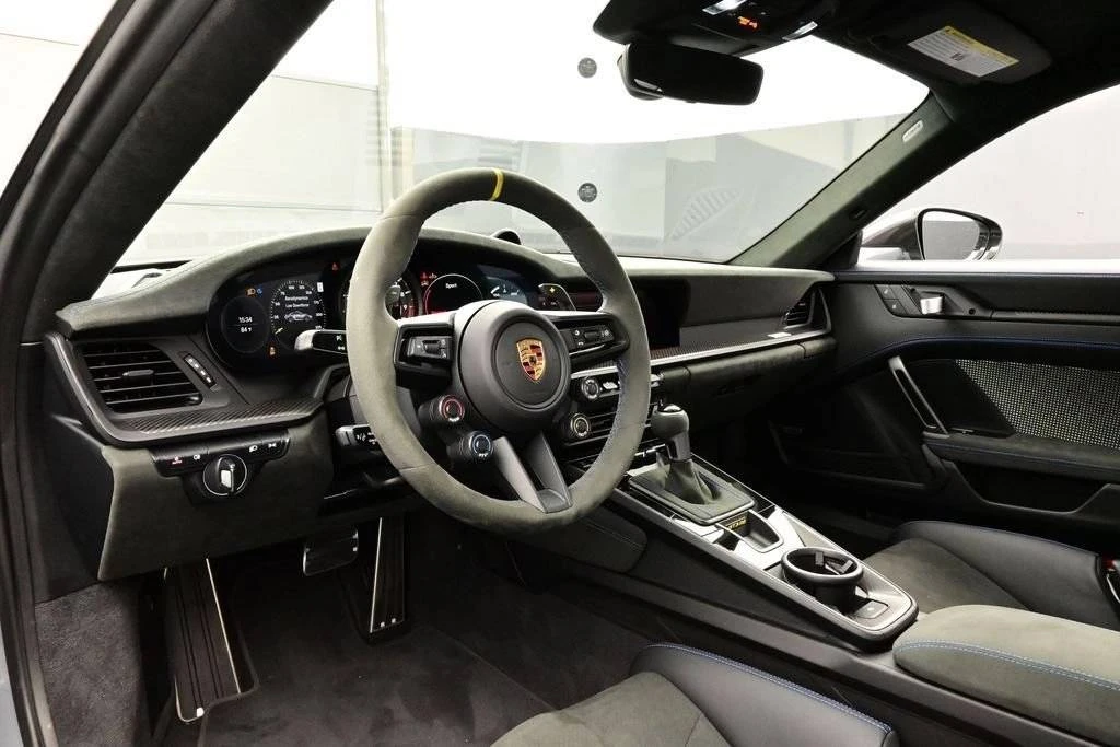 2025 Porsche 992 GT3 RS - Image 4 of 4