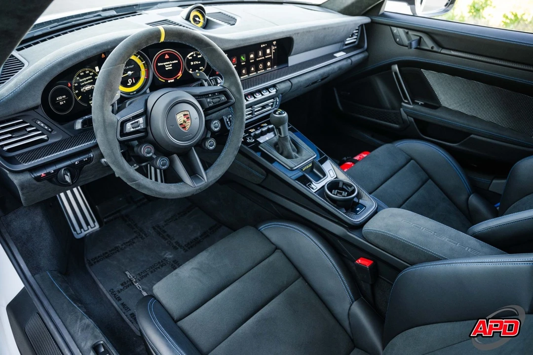 2025 Porsche 992 GT3 RS - Image 2 of 12