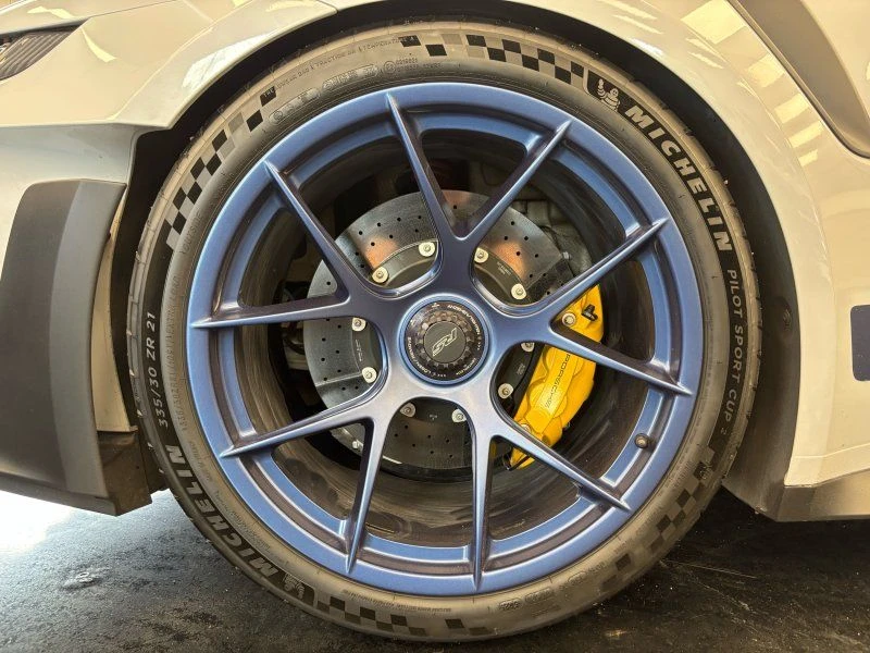 2025 Porsche 992 GT3 RS - Image 31 of 31