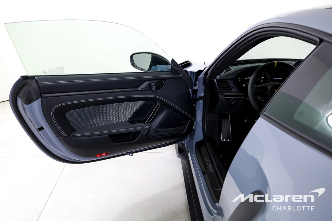 2025 Porsche 992 GT3 RS - Image 10 of 12