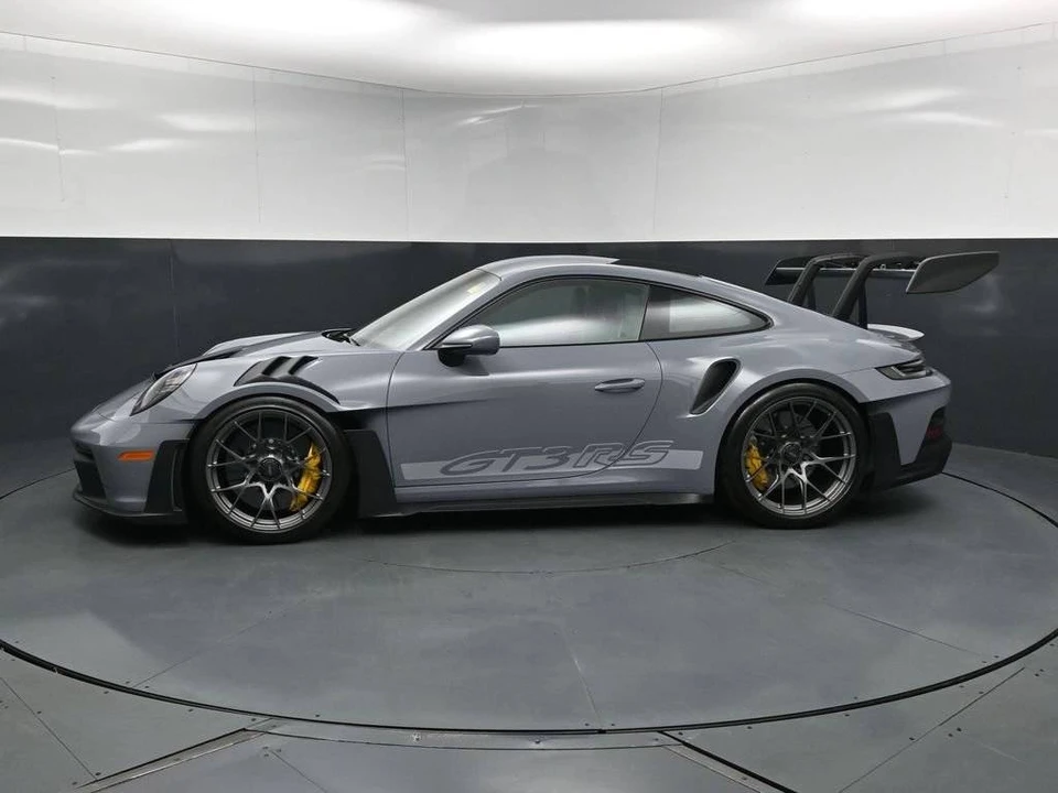 2025 Porsche 992 GT3 RS - Image 2 of 5