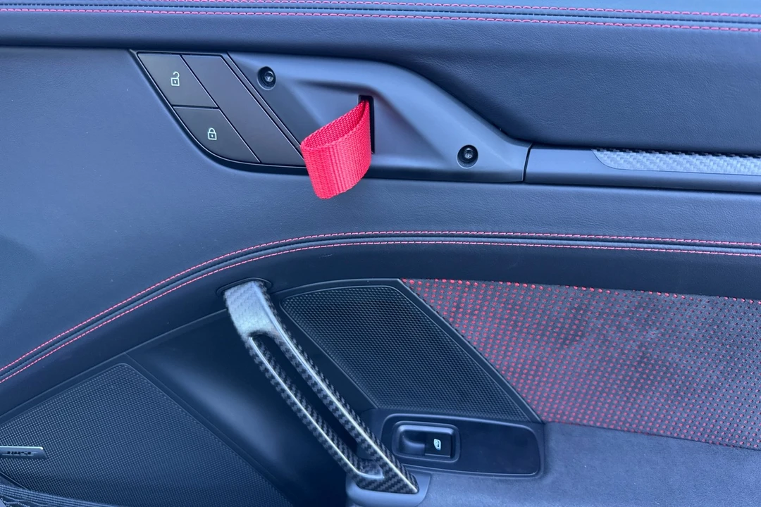 2025 Porsche 992 GT3 RS - Image 18 of 21