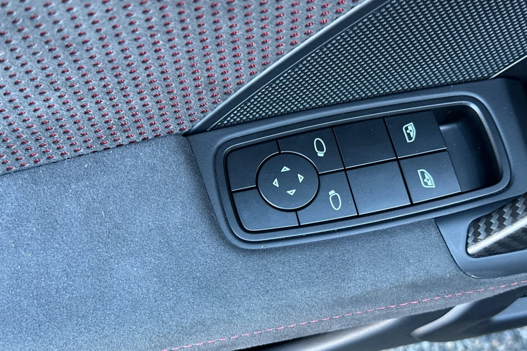 2025 Porsche 992 GT3 RS - Image 13 of 21