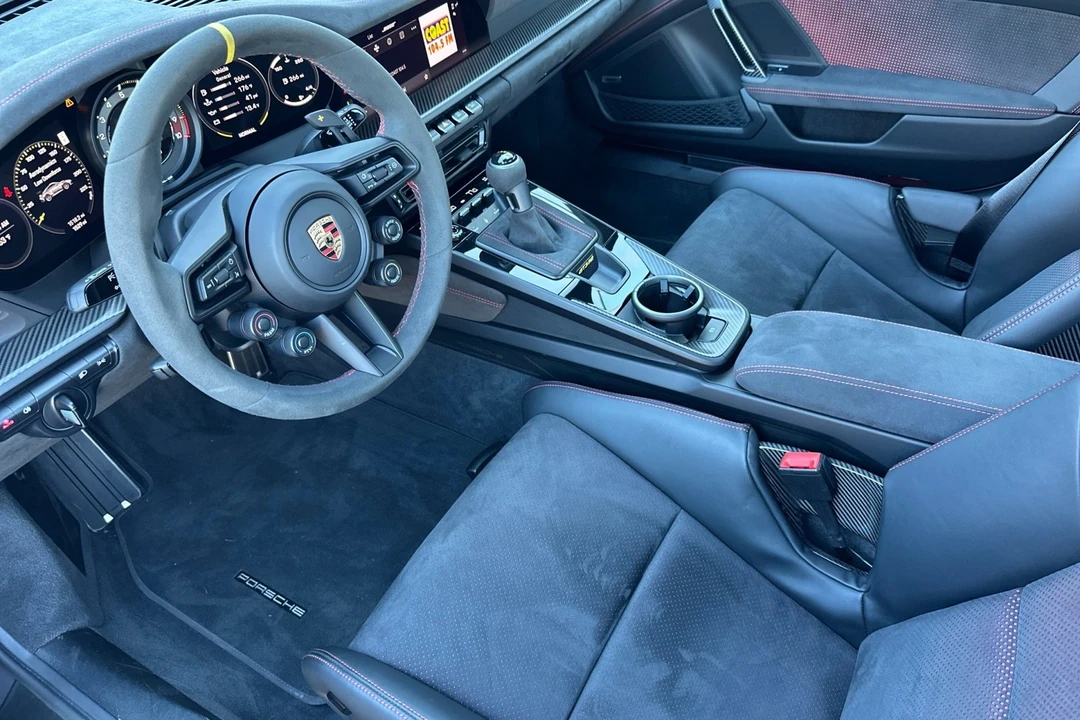 2025 Porsche 992 GT3 RS - Image 4 of 21