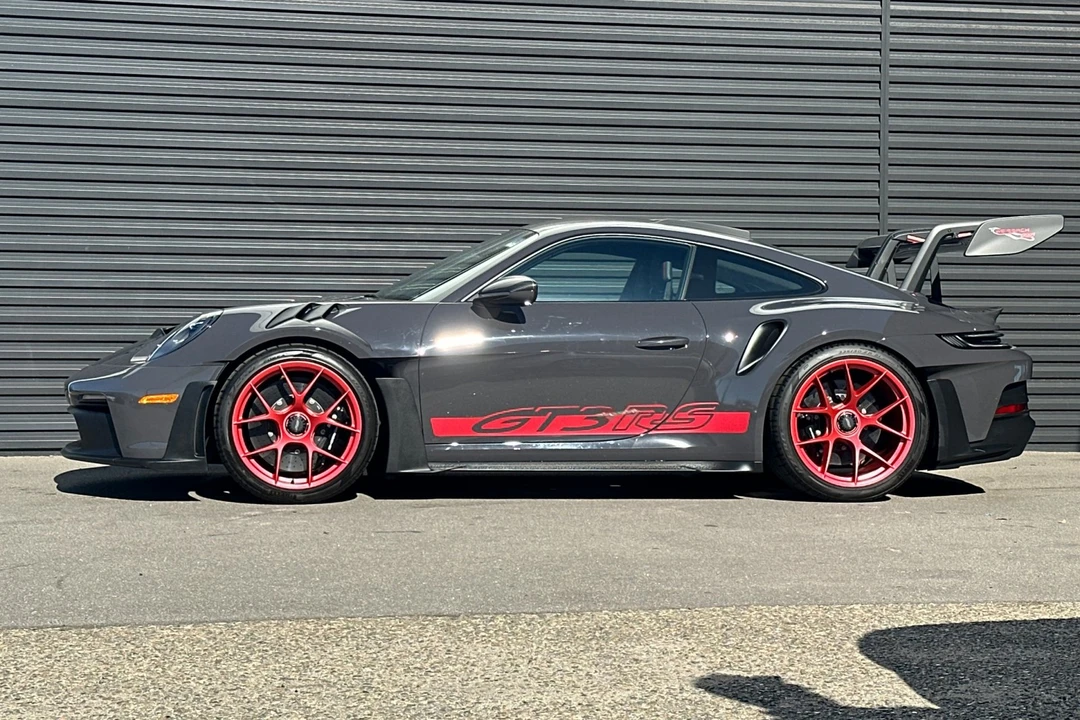 2025 Porsche 992 GT3 RS - Image 2 of 21