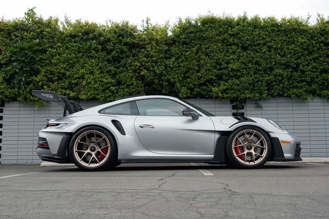 2025 Porsche 992 GT3 RS - Image 8 of 12