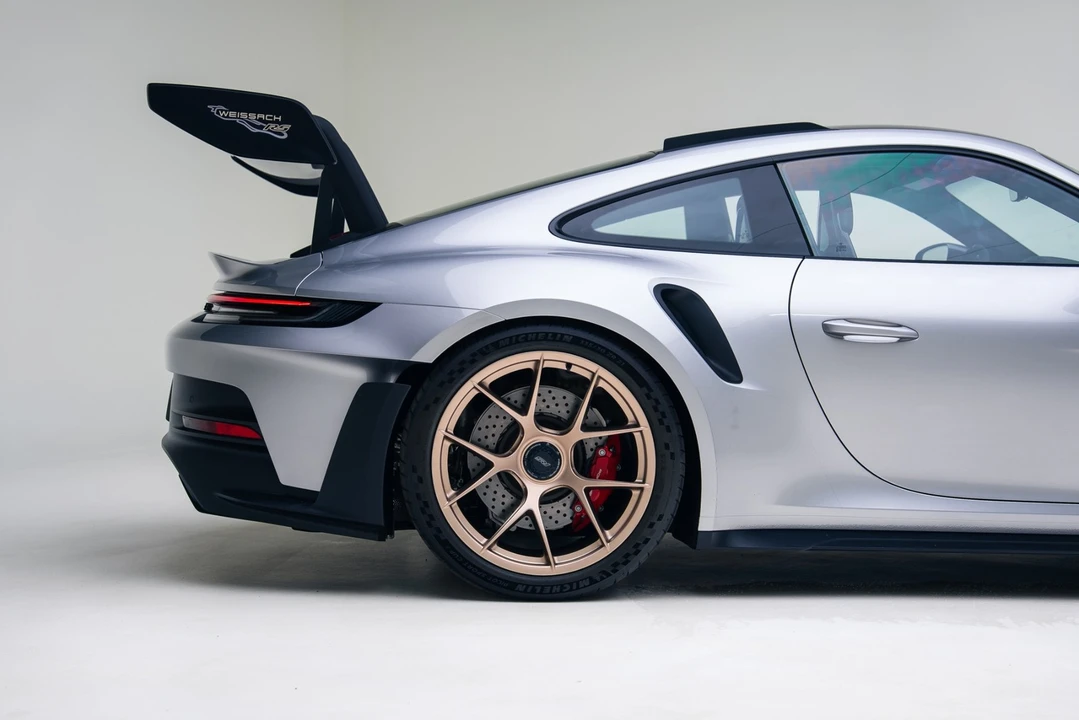 2025 Porsche 992 GT3 RS - Image 21 of 21