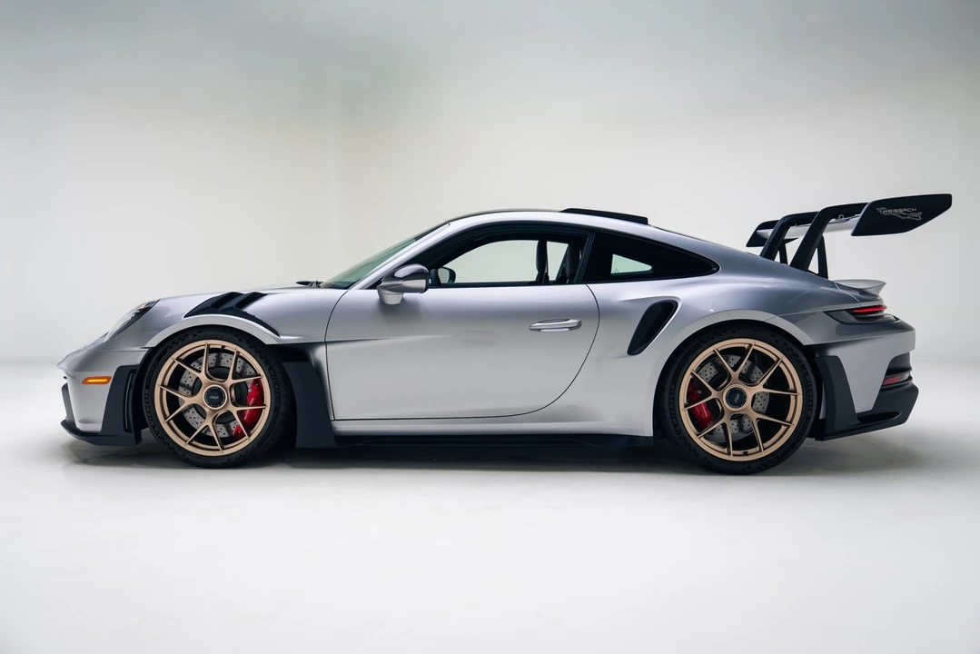 2025 Porsche 992 GT3 RS - Image 13 of 21