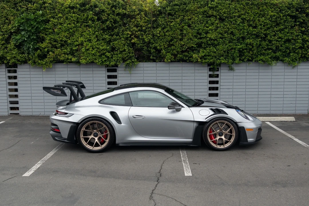 2025 Porsche 992 GT3 RS - Image 7 of 12